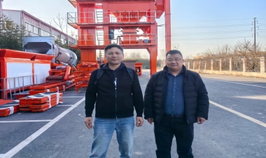 case21.3 Ethiopian Delegation Inspects SINOTO’s Asphalt Mixing Plant Production Line