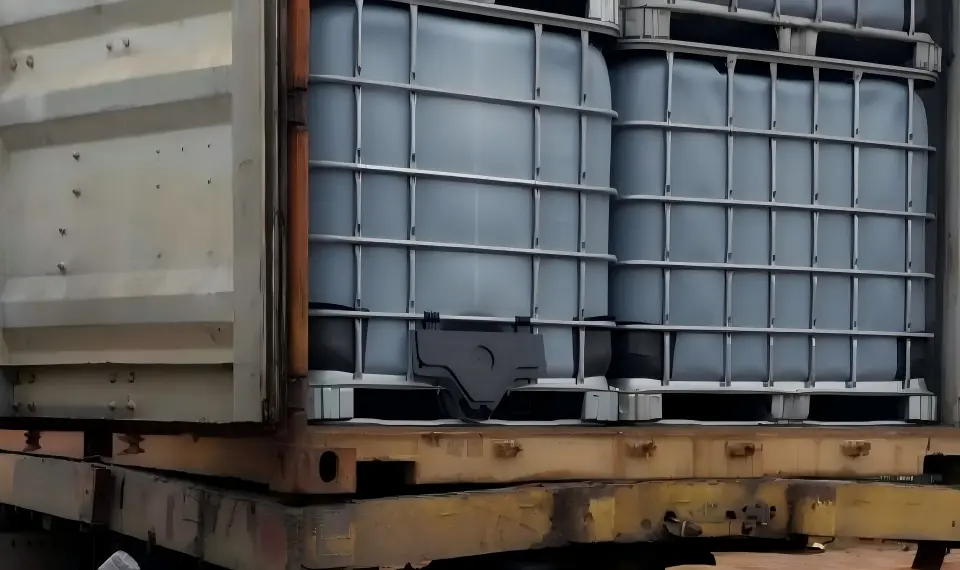 case30.2 Delivering High-Efficiency SINOTO Bitumen Transport Solutions to Nigeria
